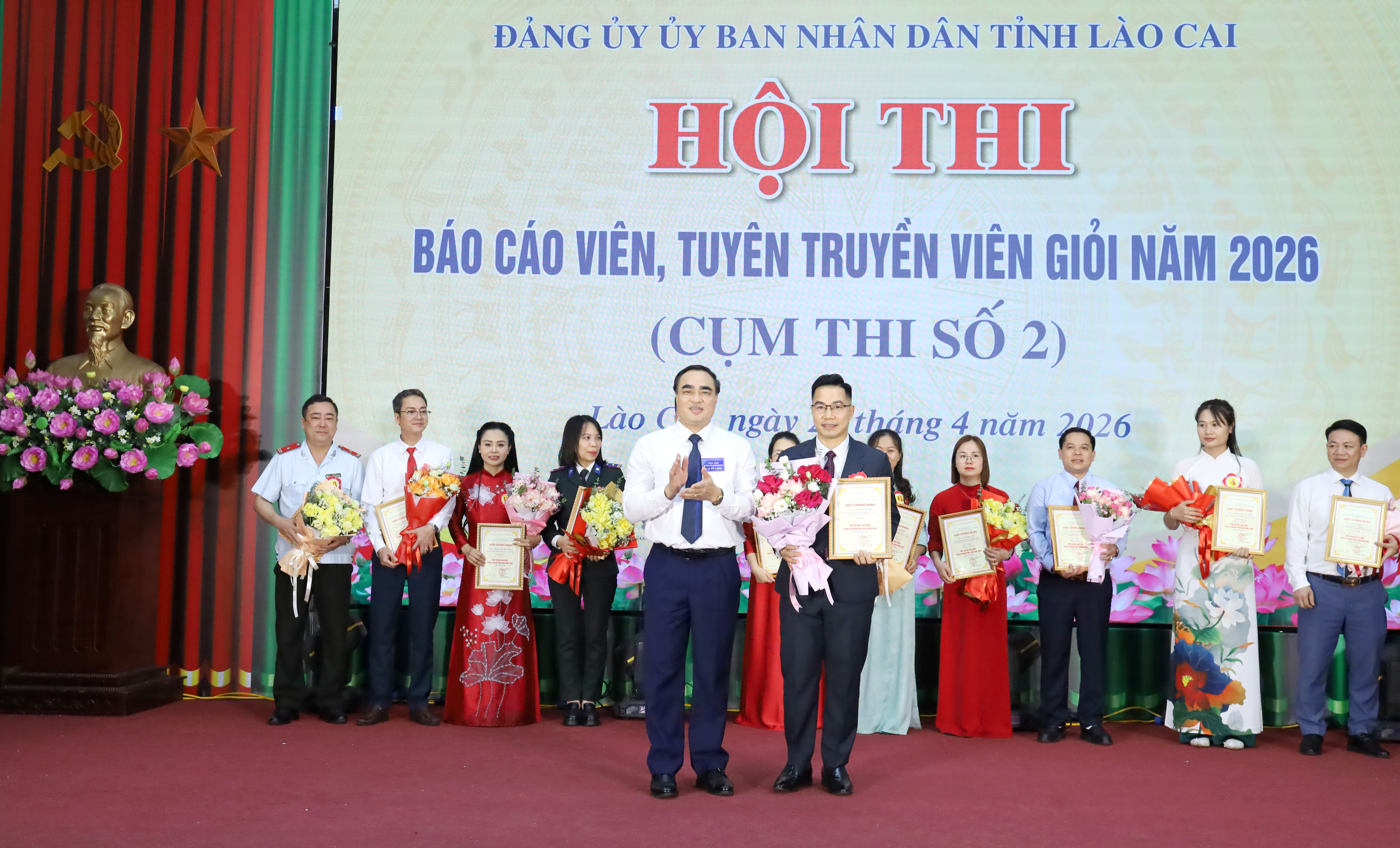 anh tin bai